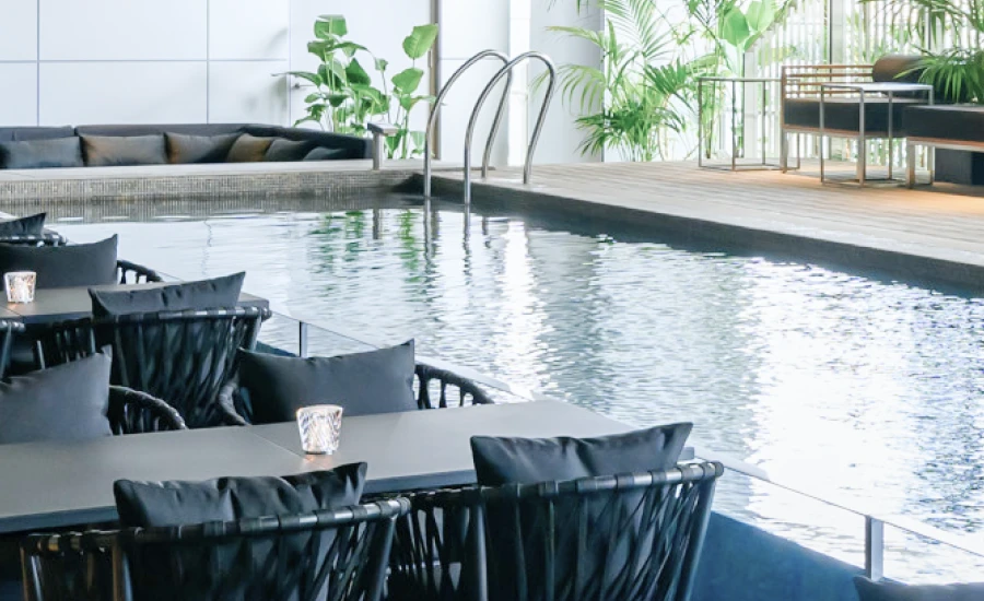 プールのイメージ画像